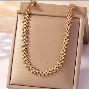 Elegant Gold-Tone Necklace